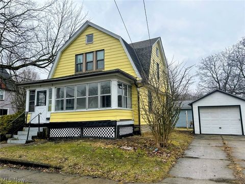 Photo of 210 Madison Street, Ravenna, OH 44266 (MLS # 5181422)