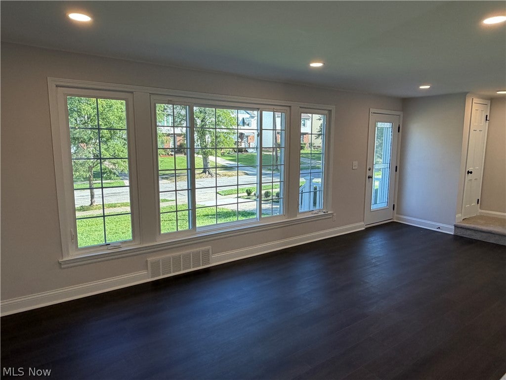 17012 Eldamere Avenue