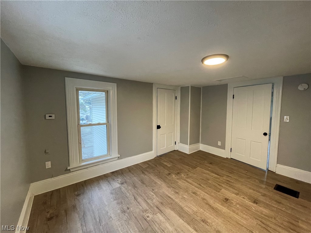 Hezekiah Dunham & Others - Residential Lease