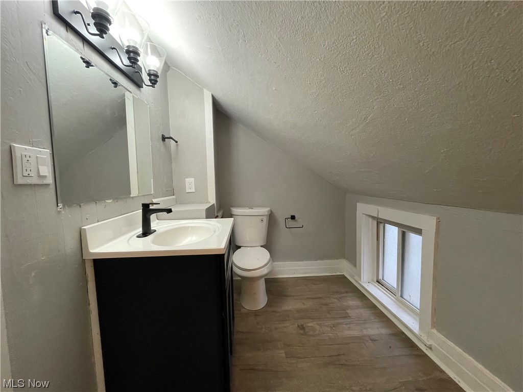 Hezekiah Dunham & Others - Residential Lease