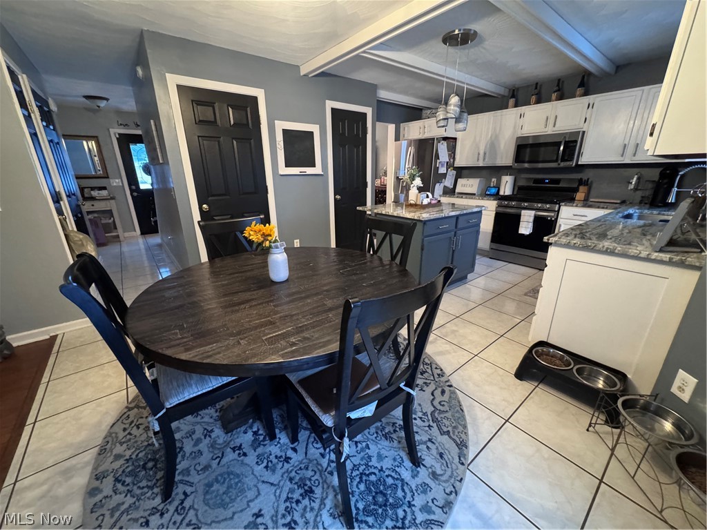 Howland Ridge Acres - Residential