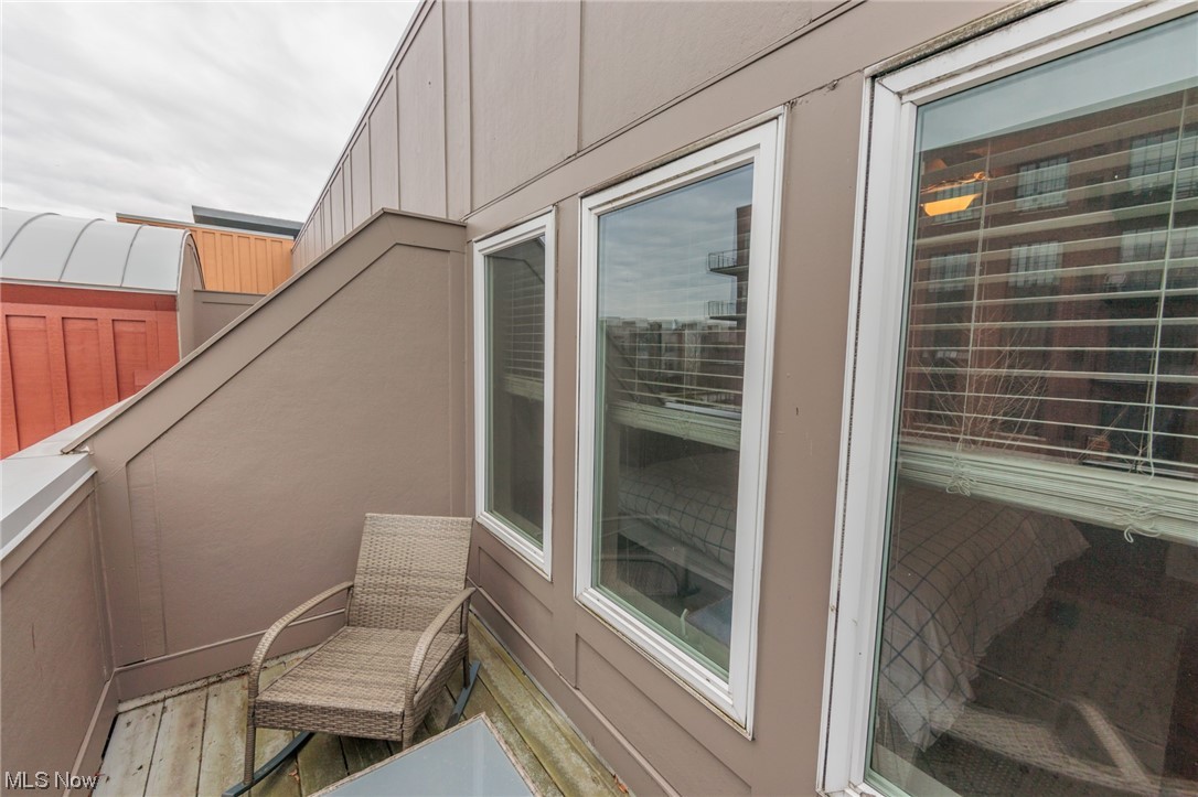 Battery Park Twnhms Condo - Residential