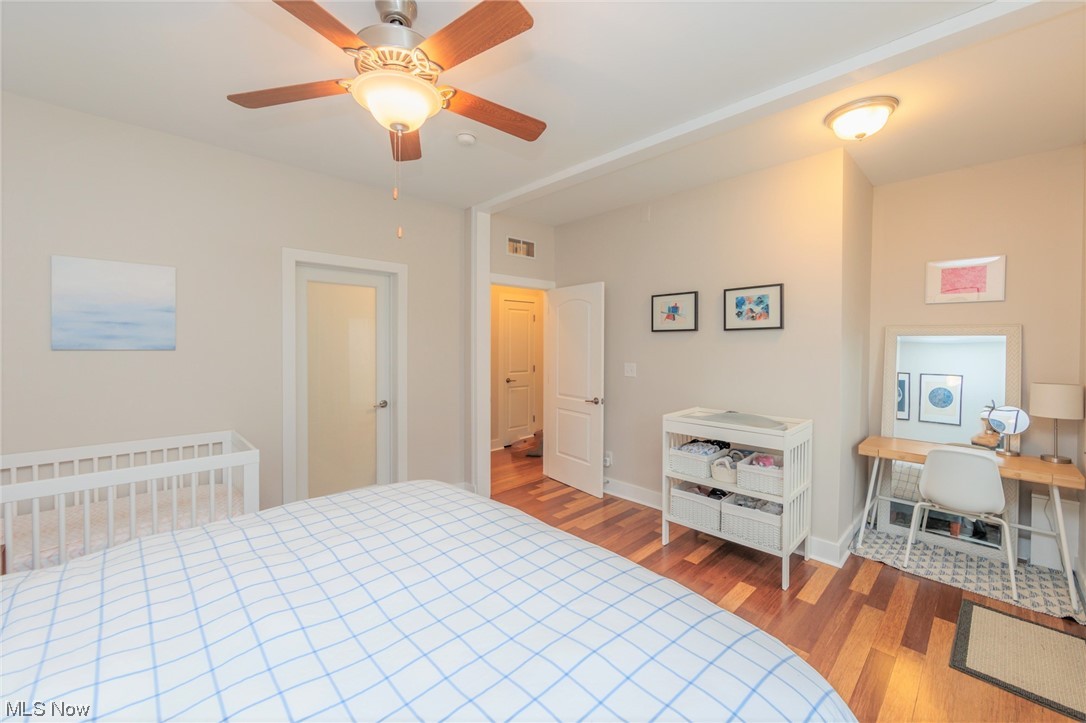 Battery Park Twnhms Condo - Residential