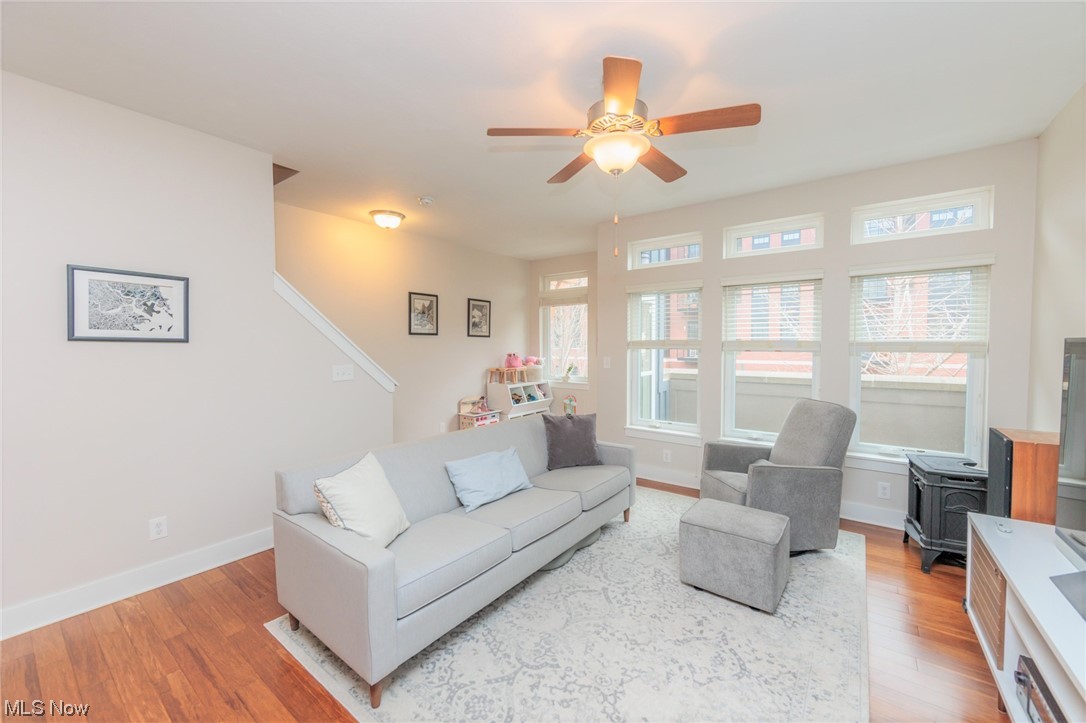 Battery Park Twnhms Condo - Residential