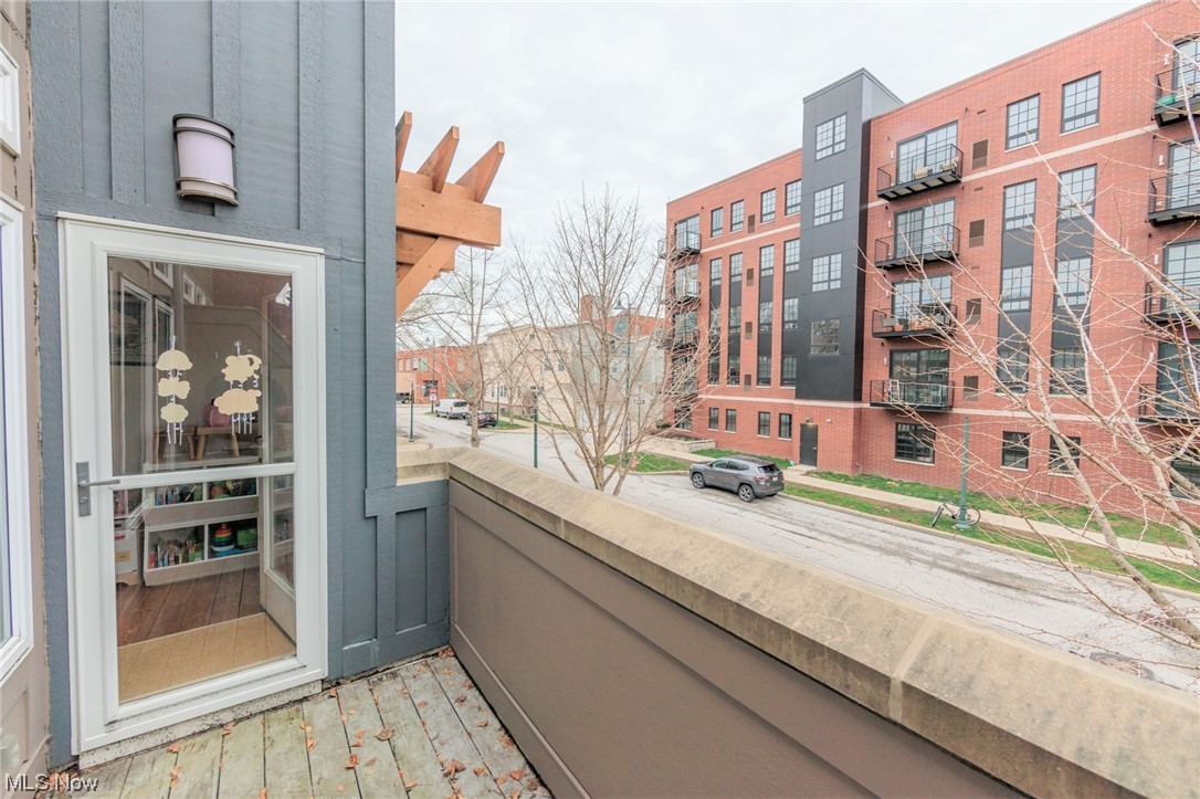 Battery Park Twnhms Condo - Residential