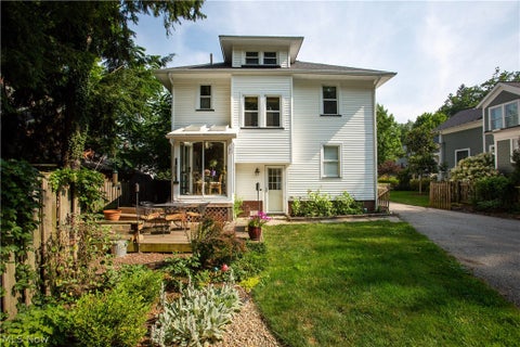 Tiny photo for 16 Bellview Street, Chagrin Falls, OH 44022 (MLS # 5245965)