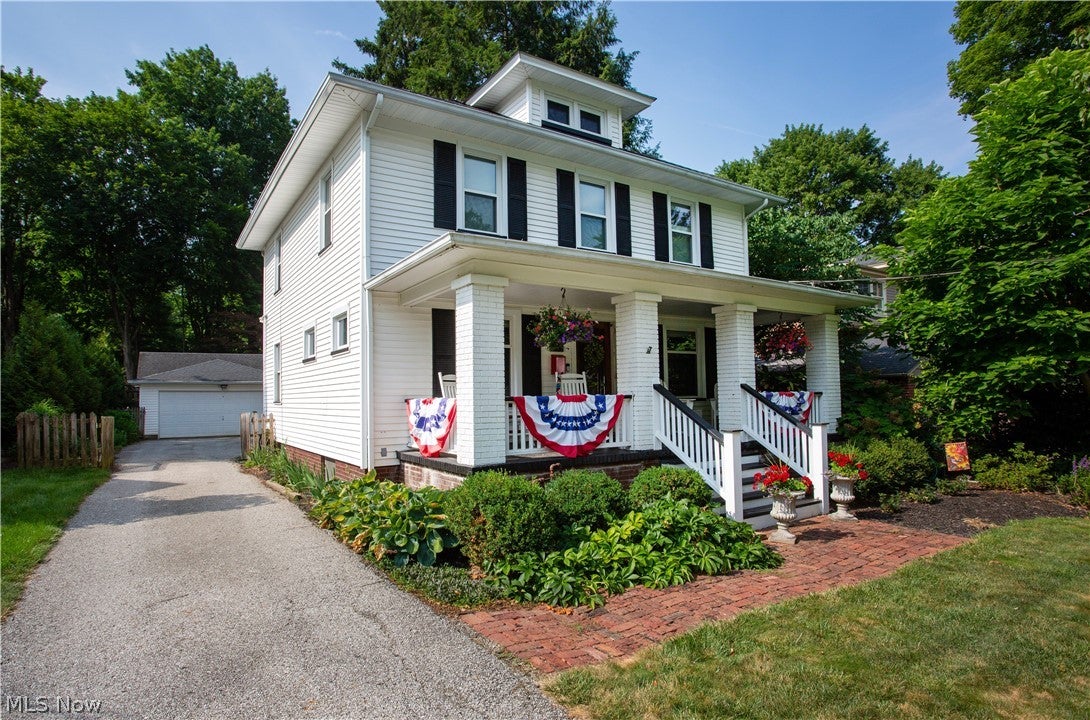 16 Bellview Street