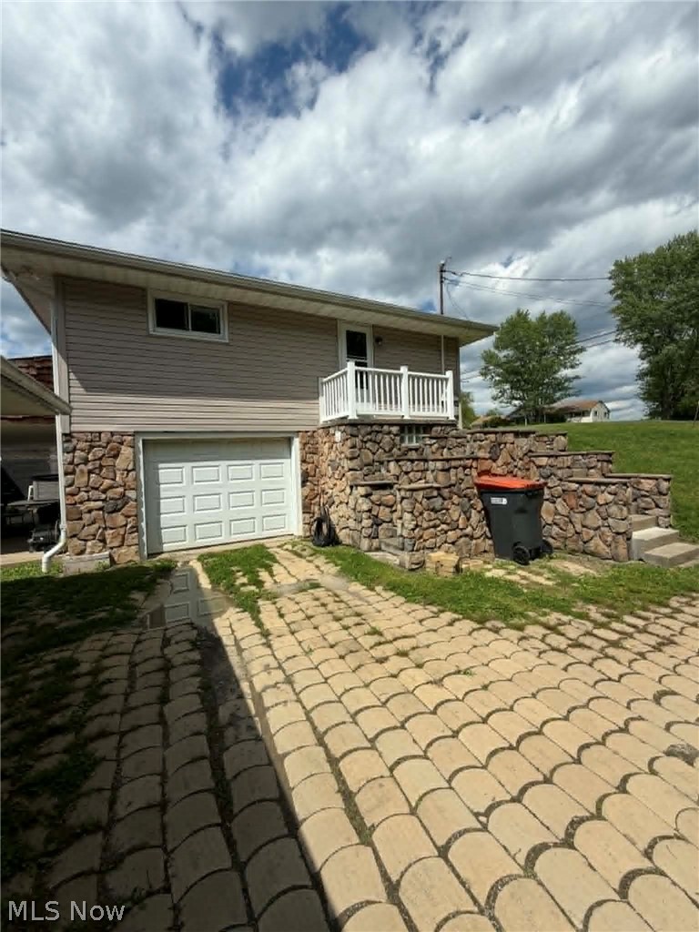 1158 Mick Road