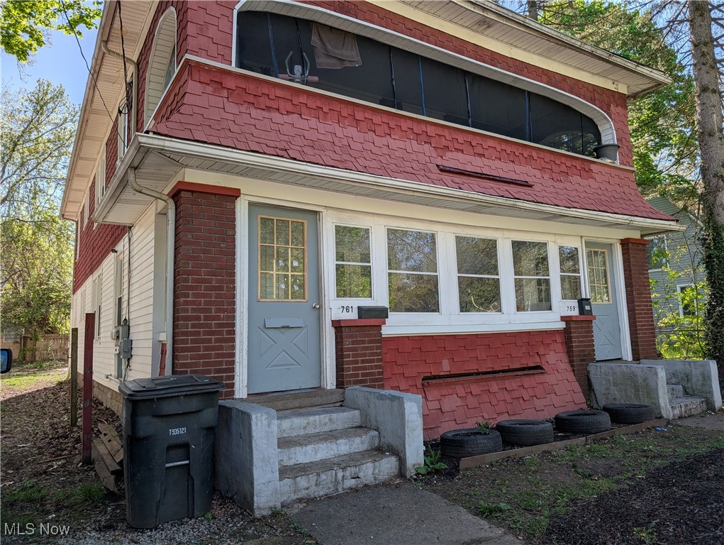 759 & 761 N Howard St Akron, OH 44310 is an excellent opportunity to own a fully occupied duplex, each unit offering 2 bedrooms and 1 bathroom. One unit is currently rented at $700/month, and the other at $800/month, generating $1,500/month in total rental income. Property has 2 sets of furnaces and water tanks, tenants pay their own electric & gas.
Each unit features a spacious layout, separate utilities, and long-term rental appeal. The property has been well-maintained and offers off-street parking, a shared yard, and solid rental history—making it ideal for investors looking for steady cash flow.
Conveniently located near schools, public transit, shopping, and major highways, this duplex is a great addition to any rental portfolio. The garage is used by the landlord.
48 hr notice required for tenant and seller notification. Seller to attend all showings