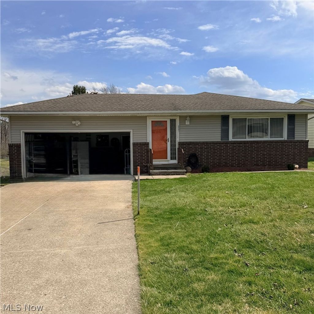 Photo of 6081 Sunset Drive, Bedford Heights, OH 44146 (MLS # 5196441)
