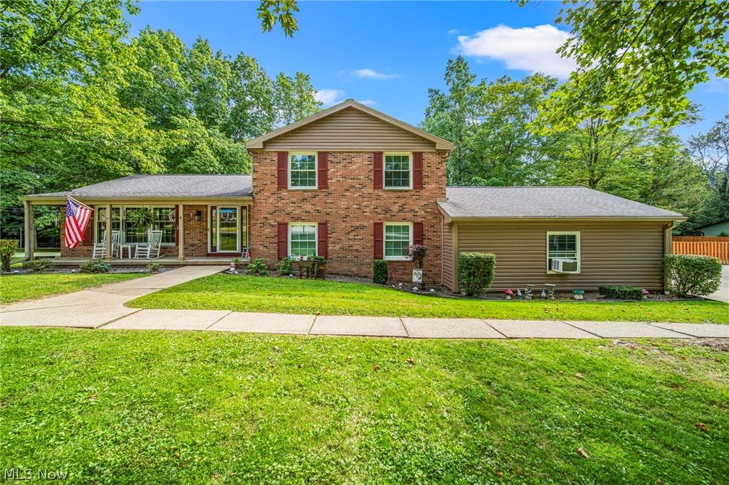 Photo of 4234 Caylor Court, Ashtabula, OH 44004 (MLS # 5197649)