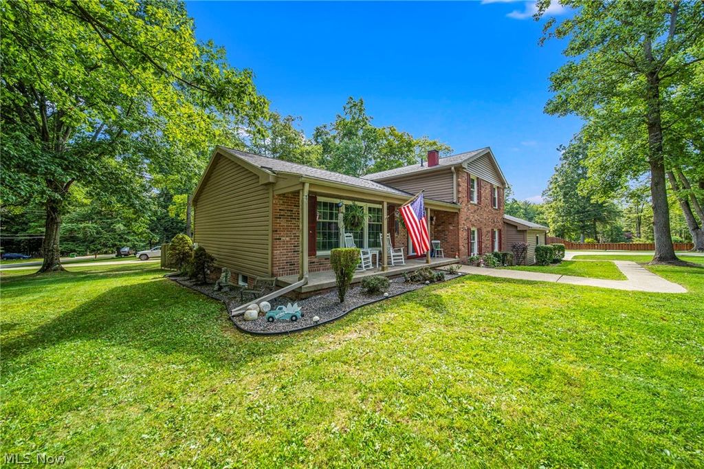 Photo of 4234 Caylor Court, Ashtabula, OH 44004 (MLS # 5197649)