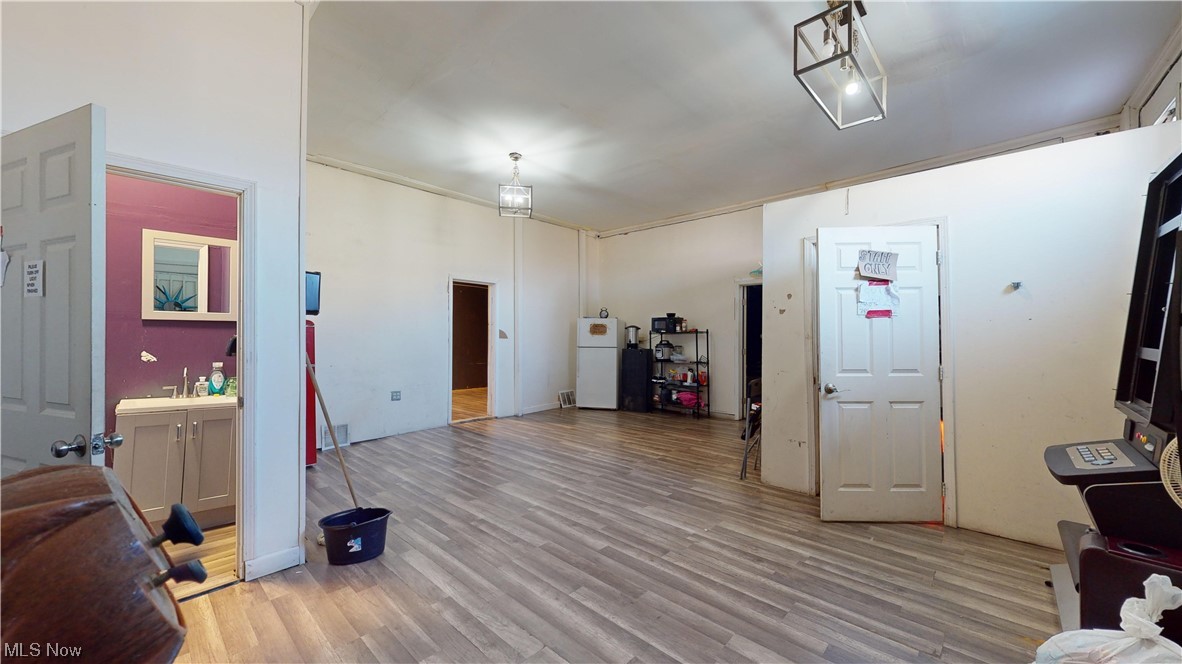 William T & Bessie Voris Sawye - Commercial Sale