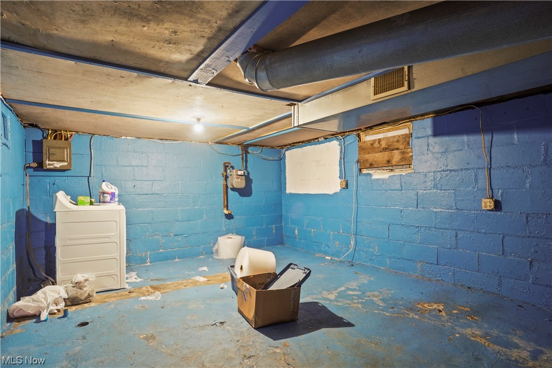 William T & Bessie Voris Sawye - Commercial Sale