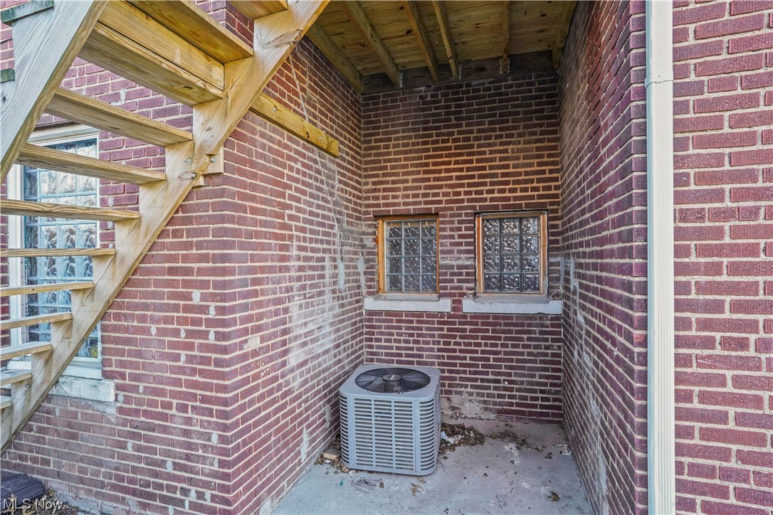 William T & Bessie Voris Sawye - Commercial Sale