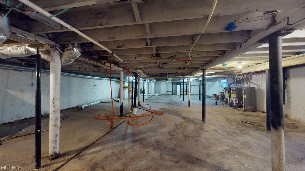 William T & Bessie Voris Sawye - Commercial Sale