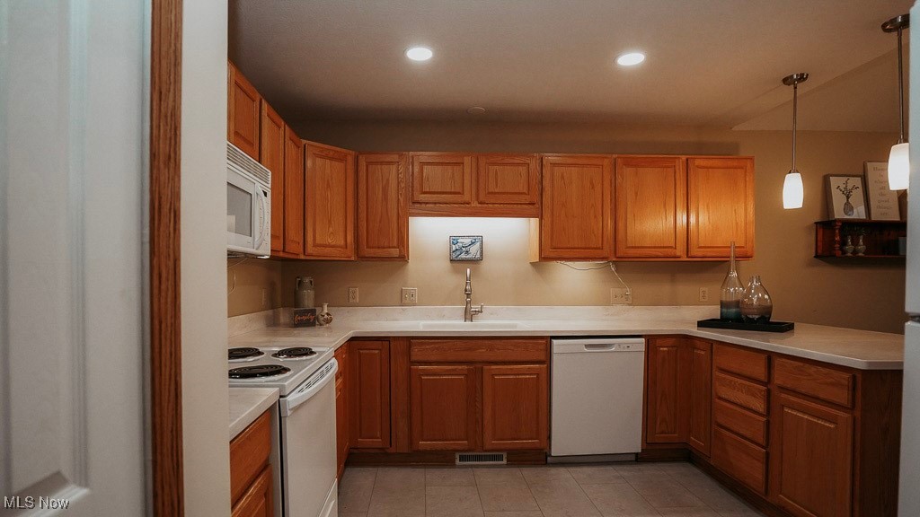 Cluster At Montville Lakes - Residential