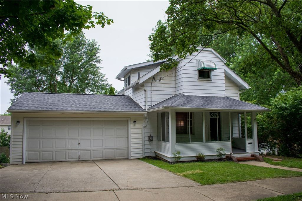 Photo of 428 Kline Avenue, Akron, OH 44305 (MLS # 5217764)