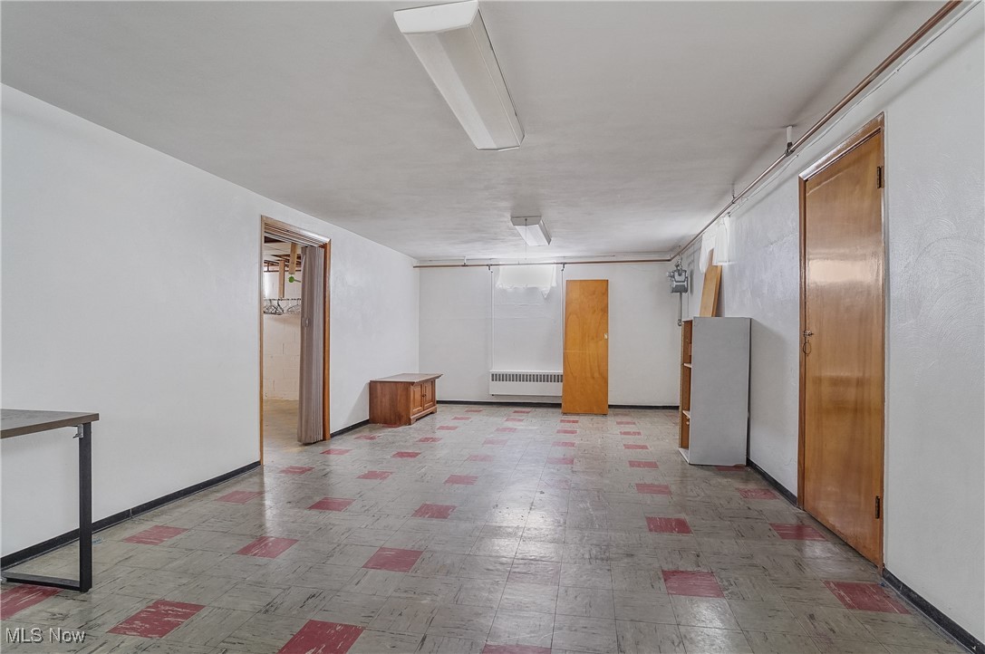 Akron, Ohio 44301, United States, 3 Bedrooms Bedrooms, ,2 BathroomsBathrooms,Residential,Active,168164