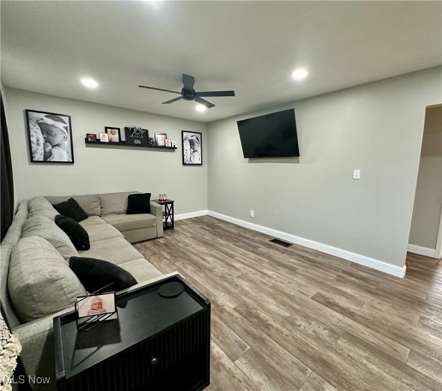 3840 Dona Dr. Drive, Zanesville, Ohio image 10