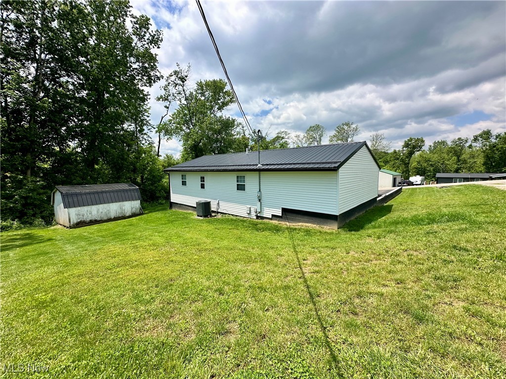 3840 Dona Dr. Drive, Zanesville, Ohio image 8