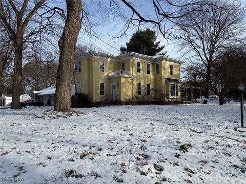 Homes For Sale - 1050 Jennings Avenue<br/> Salem, OH 44460