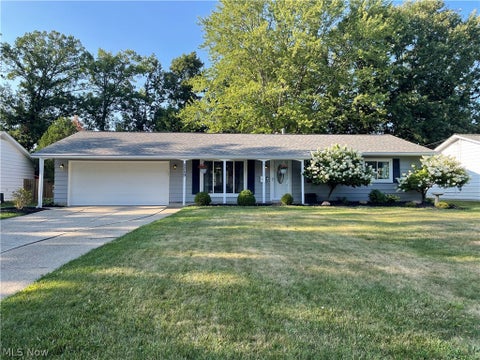 Homes For Sale - 8289 Findley Drive<br/> Mentor, OH 44060