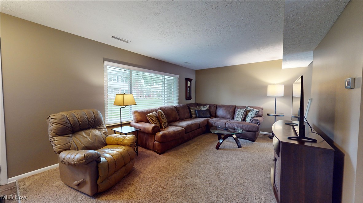 2157 Beechtree Drive #35, Uniontown, Ohio image 13