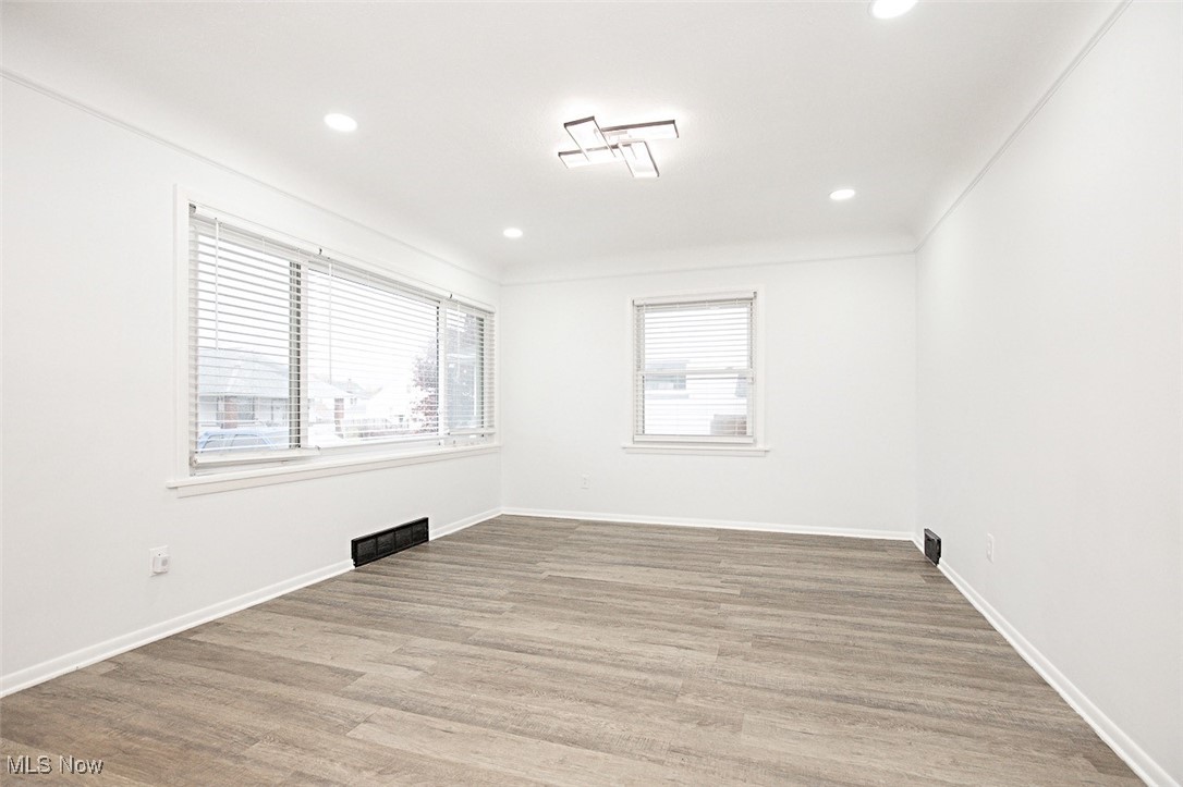 Garfield Park Oval - Residential