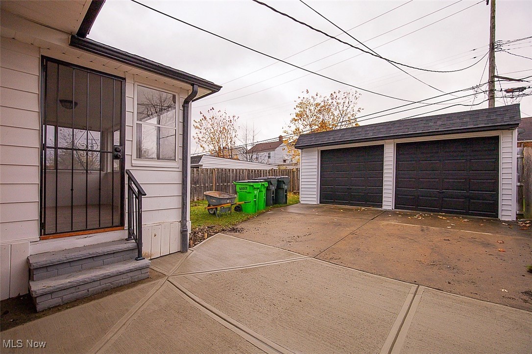 Garfield Park Oval - Residential