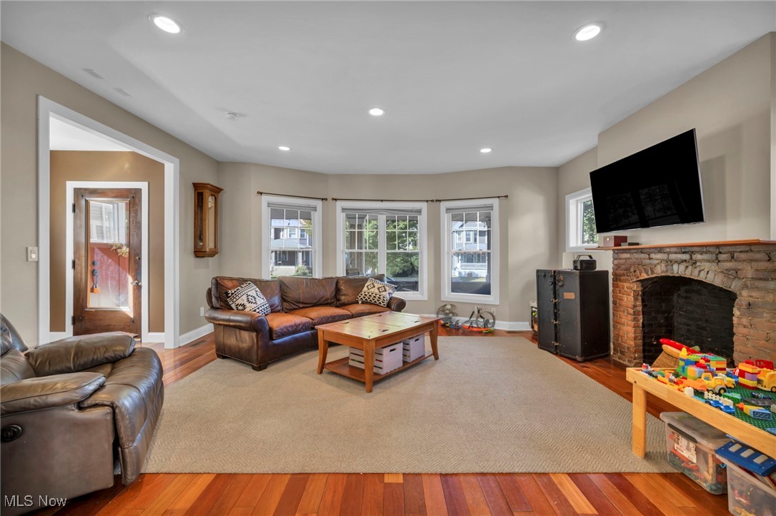 1437 Woodward Avenue