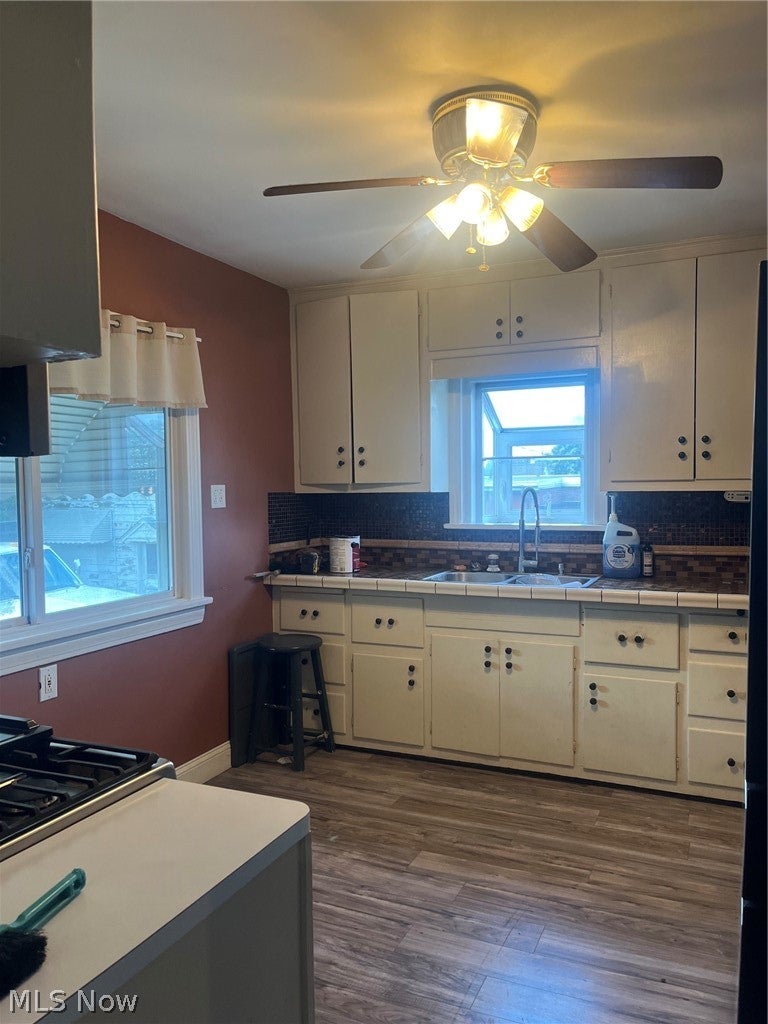 4306 W 58th Street