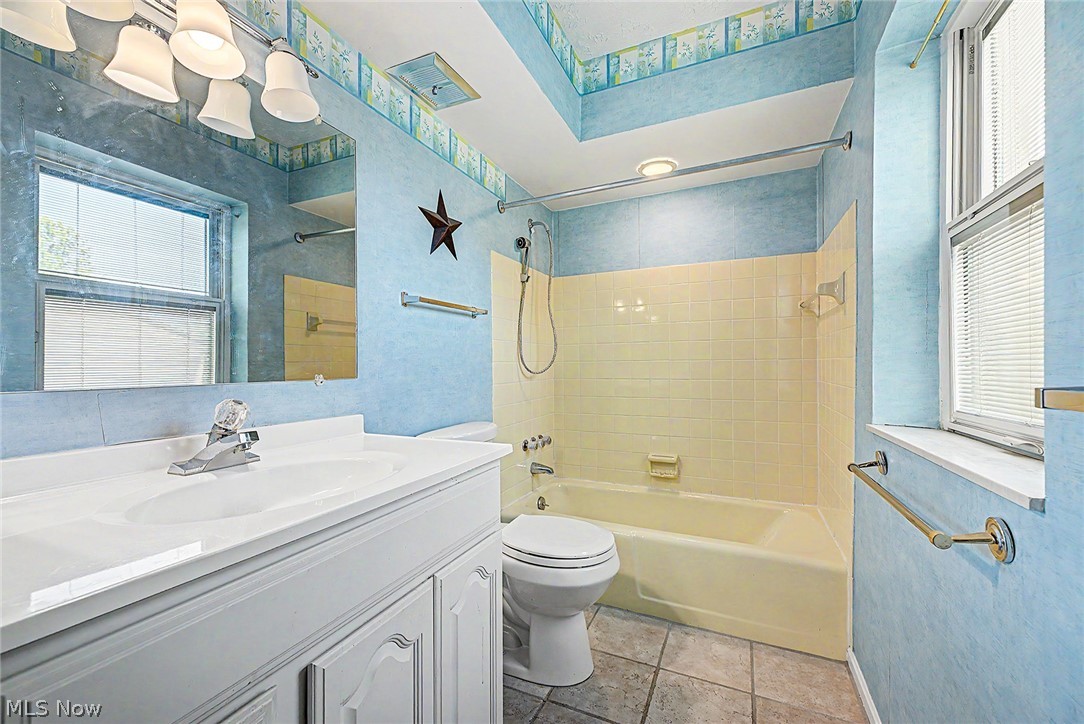 Parkway West Condo - Residential