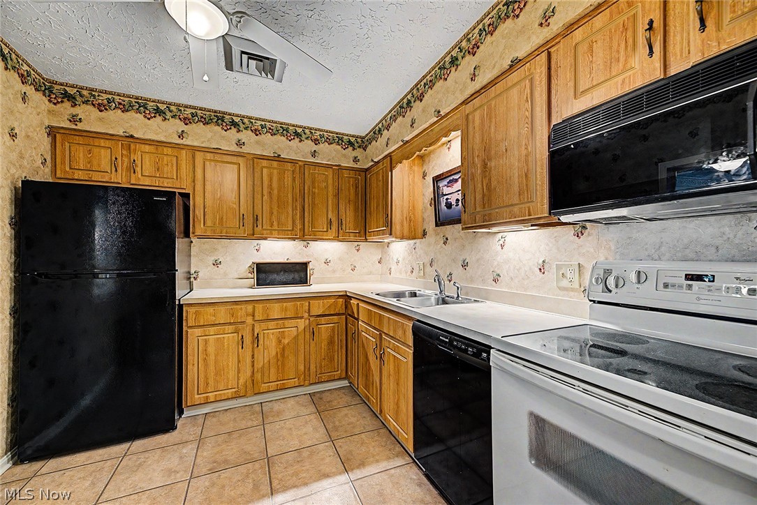 Parkway West Condo - Residential