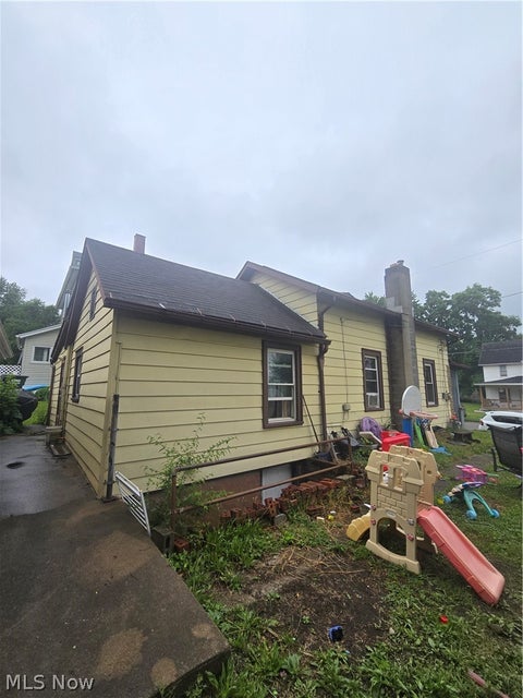 Tiny photo for 24 Maple Avenue SE, Massillon, OH 44646 (MLS # 5221787)