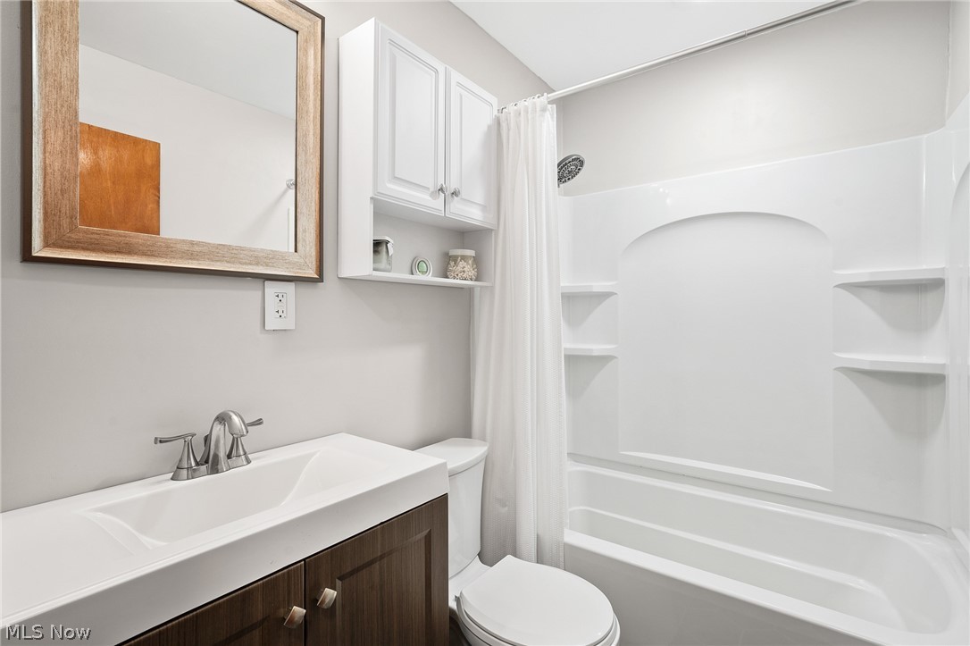 Terrace Hills Estate #3 - Residential