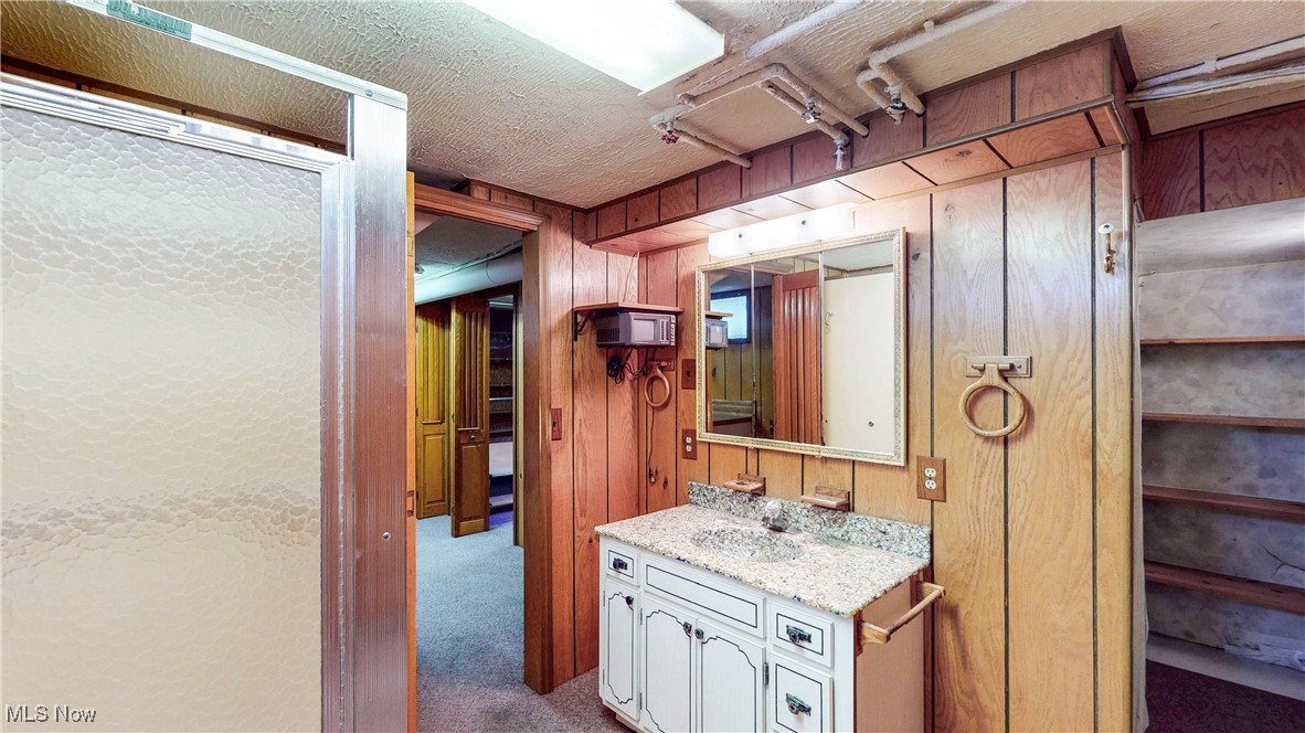 George L Sithelm Highview - Residential Income