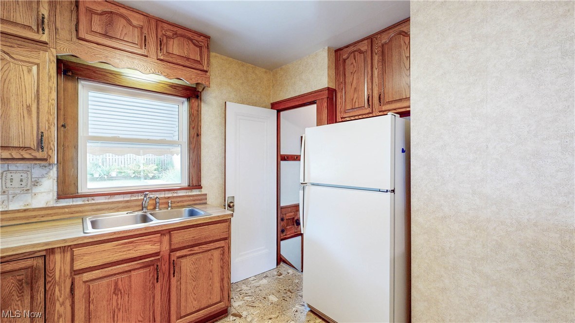 George L Sithelm Highview - Residential Income