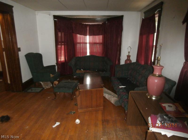 H M Chapmans - Residential