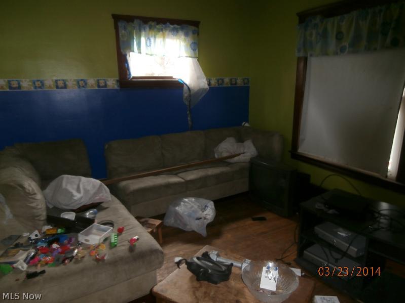 H M Chapmans - Residential