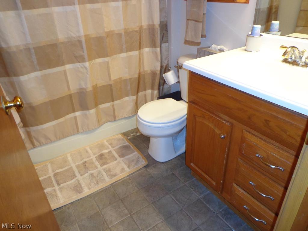 Tabor Ridge Estate - Residential