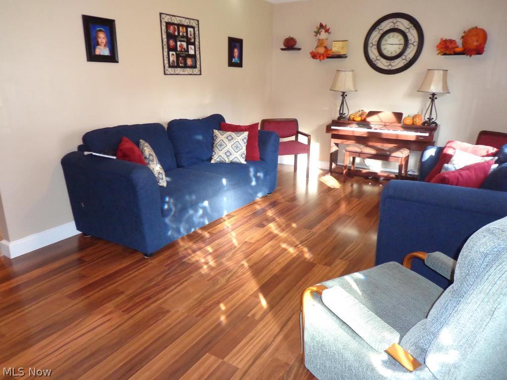 Tabor Ridge Estate - Residential