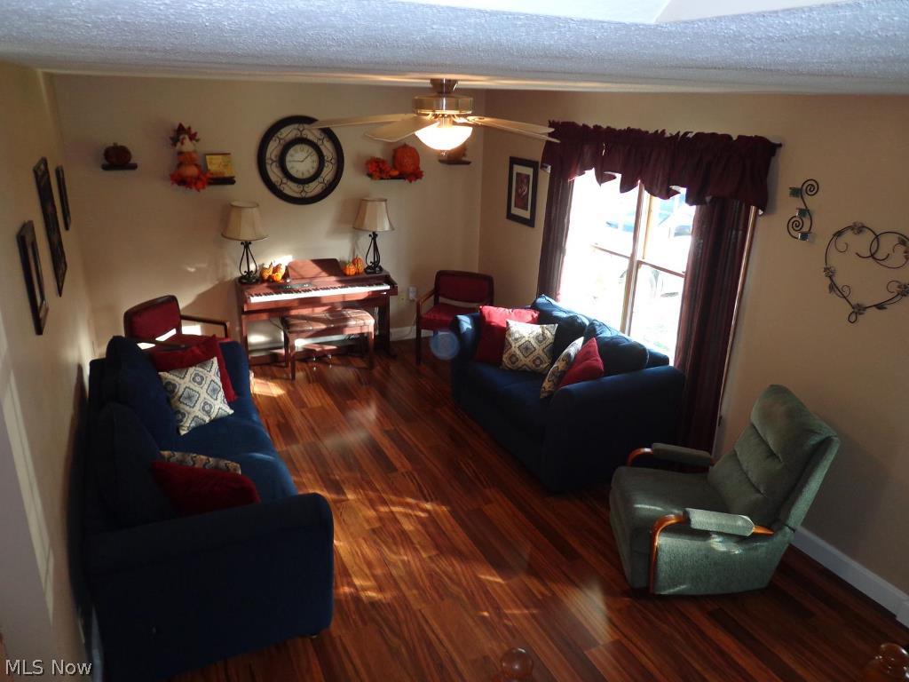 Tabor Ridge Estate - Residential