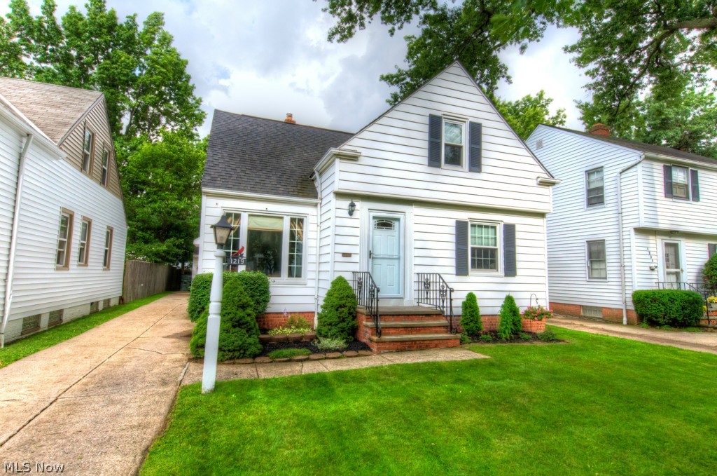 Mayfield On Belvoir Blvd - Residential