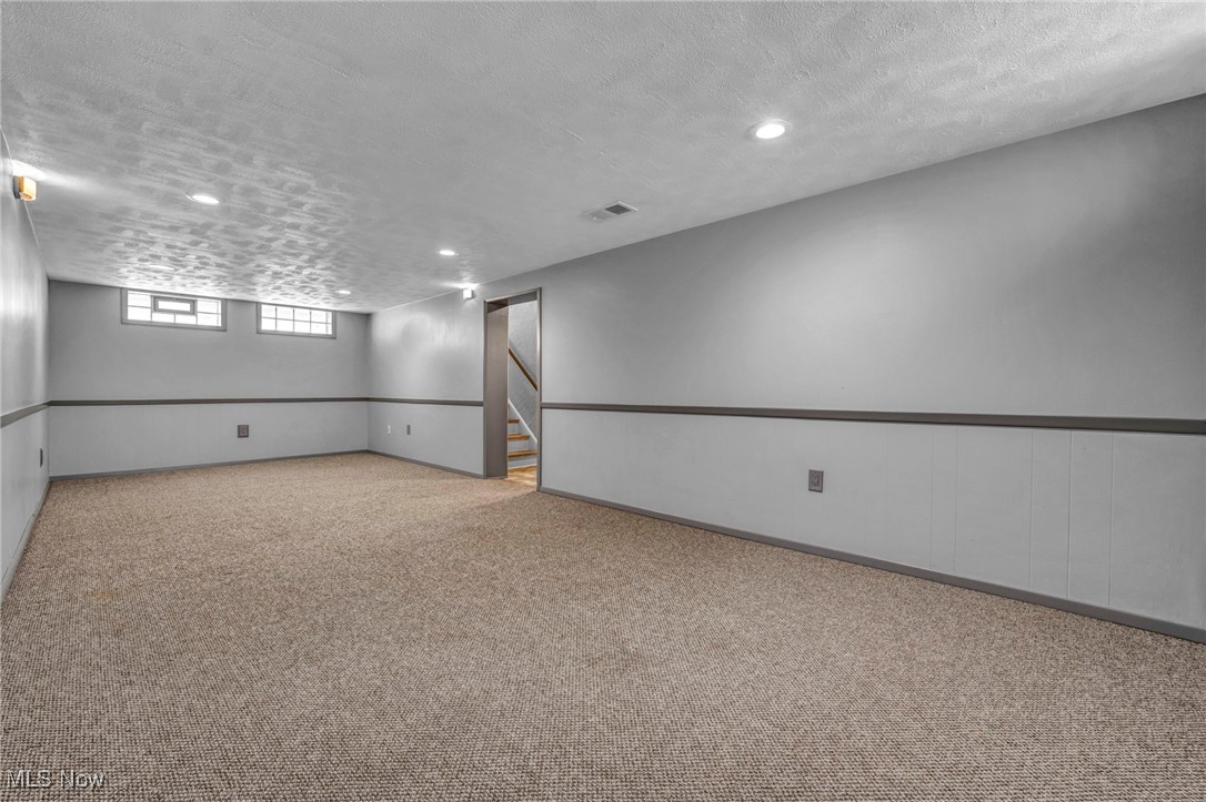 29138 Weber Avenue, Wickliffe, Ohio image 23