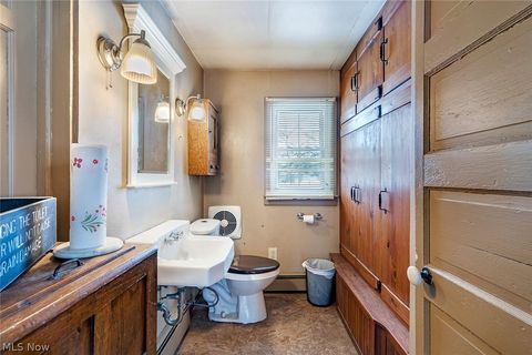 Tiny photo for 10725 Struthers Road, New Middletown, OH 44442 (MLS # 5188129)