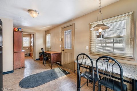 Tiny photo for 10725 Struthers Road, New Middletown, OH 44442 (MLS # 5188129)