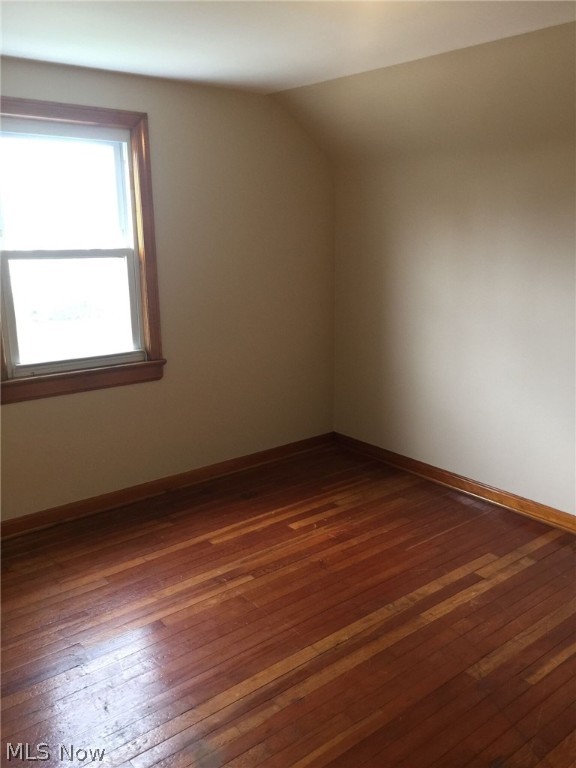 Walton Realty Companys Garfie - Residential Lease