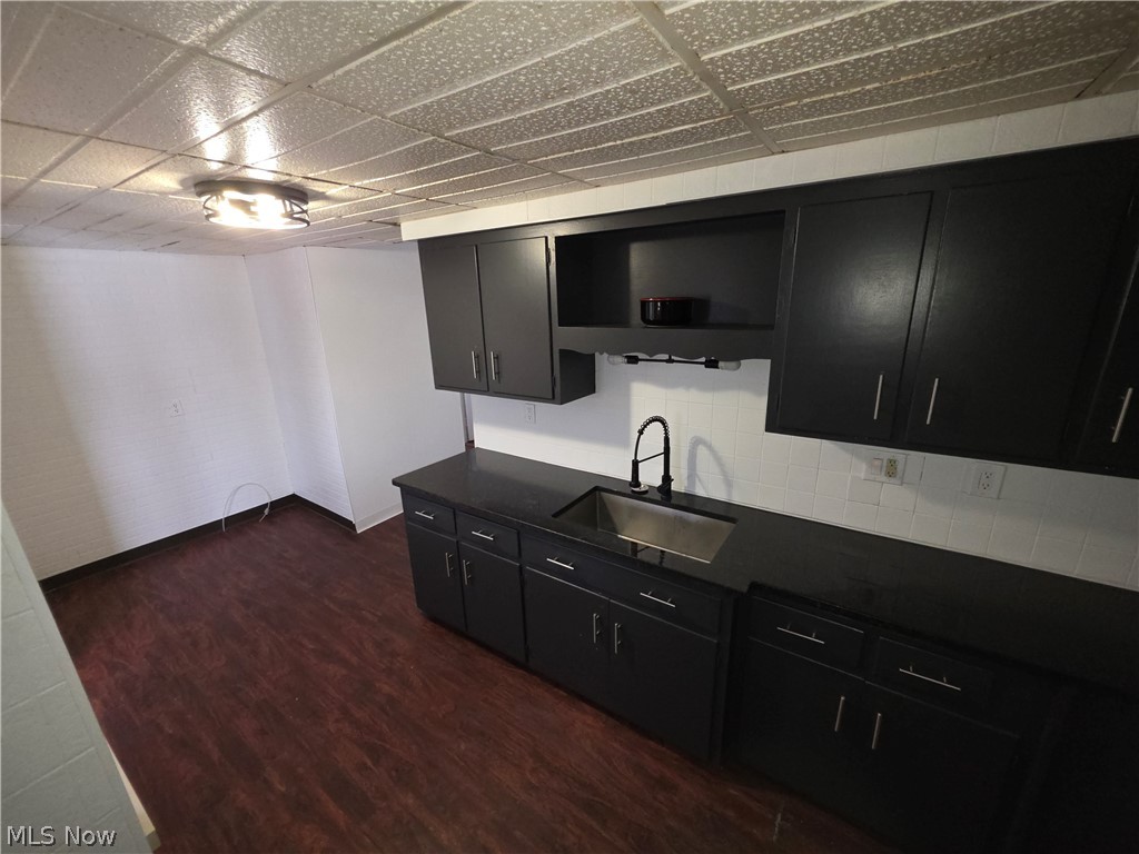 Lorain Woods - Residential