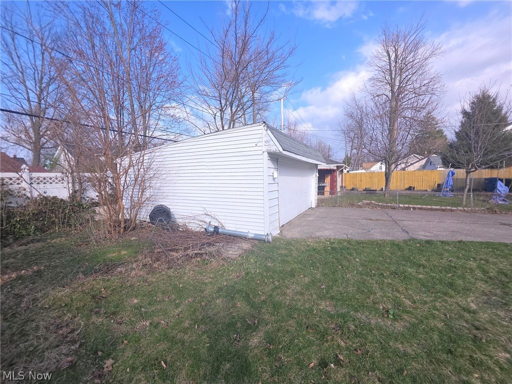 Lorain Woods - Residential